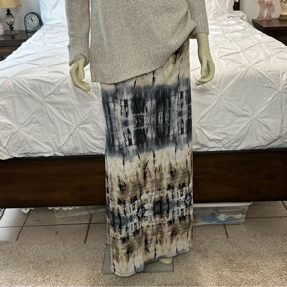 J. JILL Oversized Fit V-Neck Sweater Women’s Size Medium - Picture 4 of 14